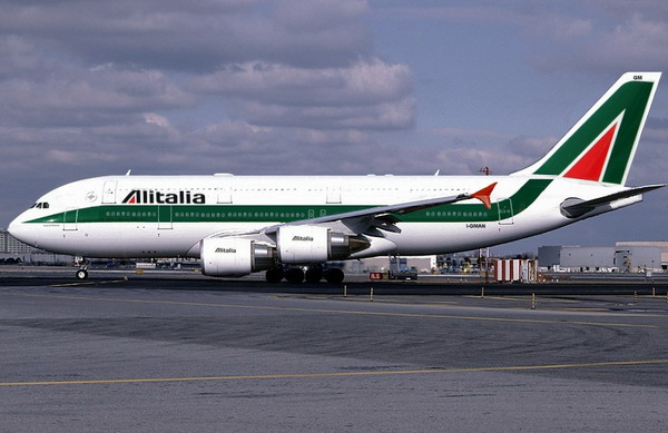 12 alitalia 1192652346